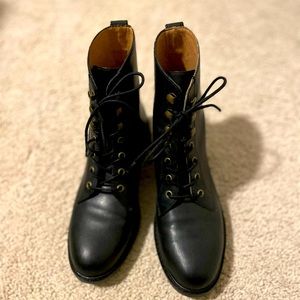 Madewell Kellie lace-up boot size 8